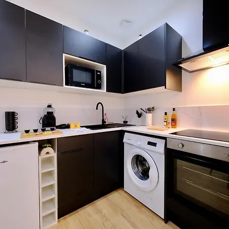 Apartment Centre - Le De La Cigogne *