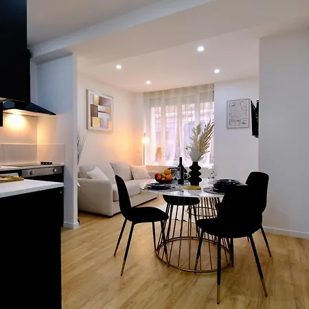 Centre - Le De La Cigogne Apartamento *